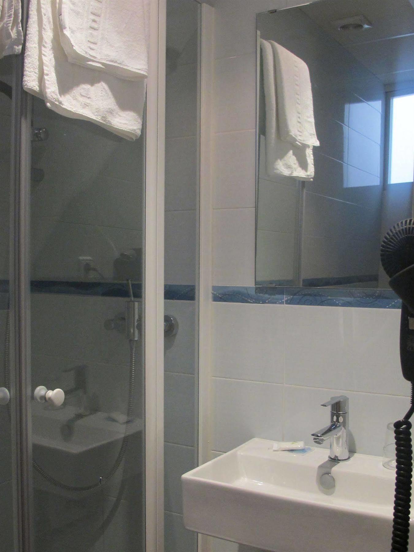 Europa Hotel 2*