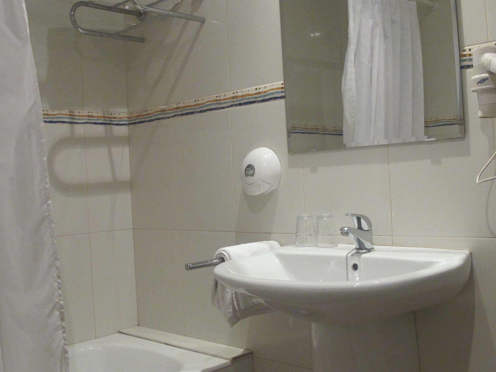 Europa Hotel 2*